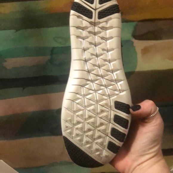 Nike Free Focus Fly knit 2 - Picture 8 of 8